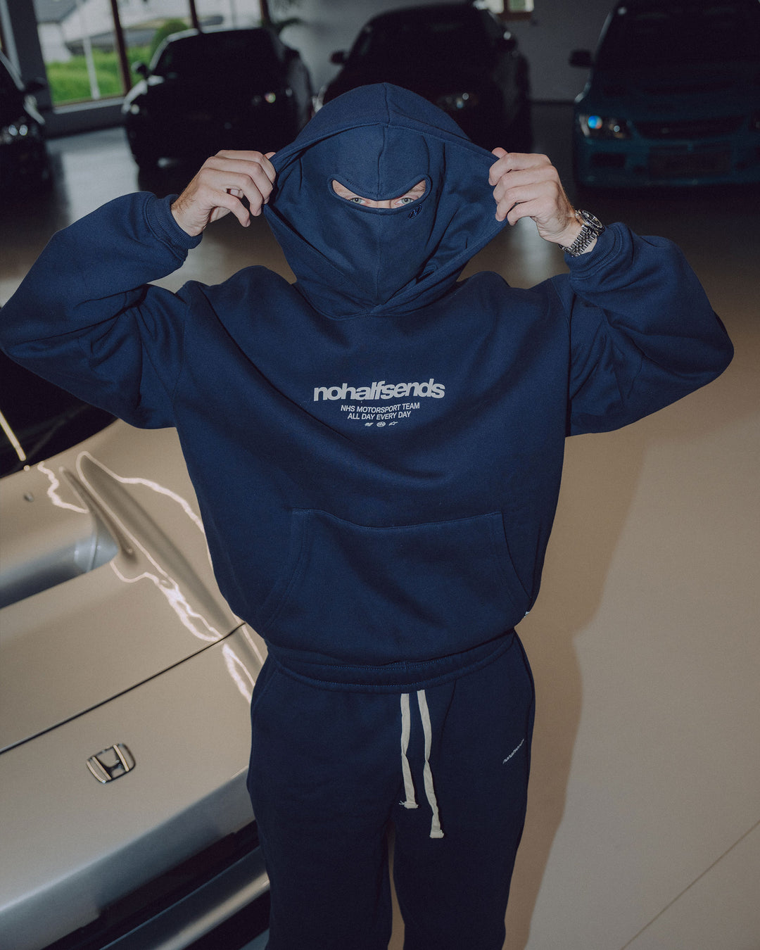 NHS MARINEBLAUW GEMASKERDE HOODIE
