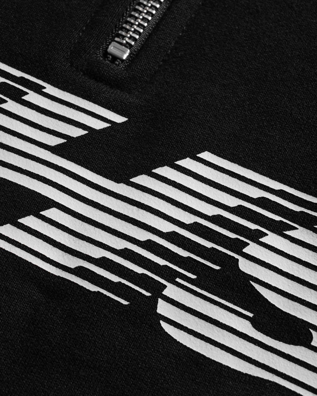 NHS GARAGE HALF ZIP